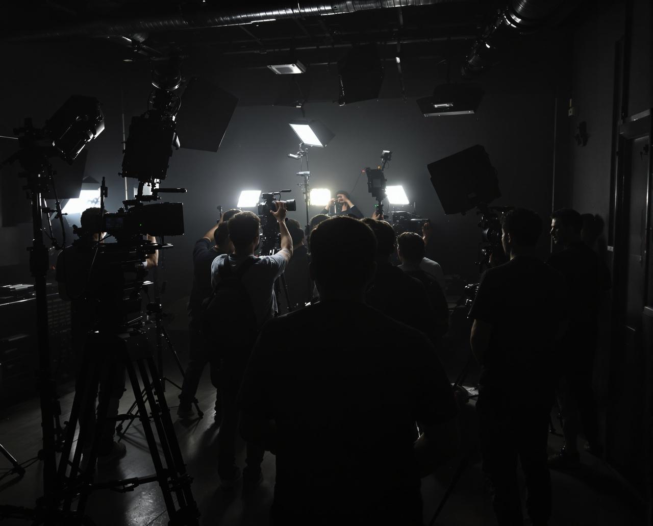 嫩草影院制作现场